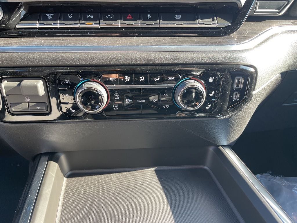 2026 Chevrolet Silverado 3500HD LTZ