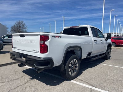 2026 Chevrolet Silverado 2500HD Custom