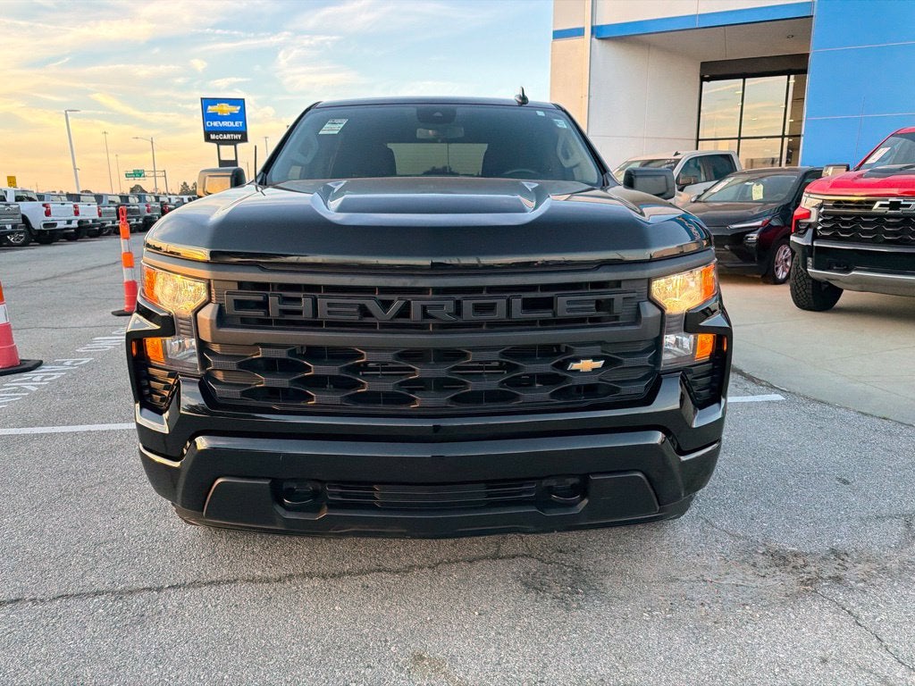 2024 Chevrolet Silverado 1500 Custom