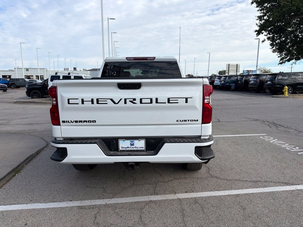 2026 Chevrolet Silverado 1500 Custom