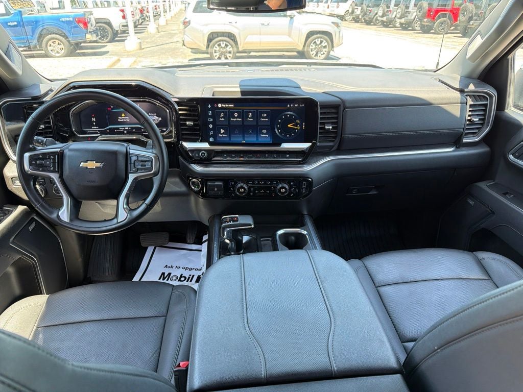 2025 Chevrolet Silverado 1500 LTZ