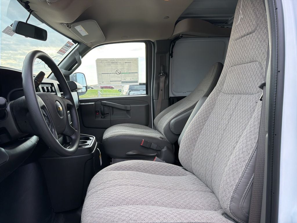 2026 Chevrolet Express 2500 Work Van Cargo