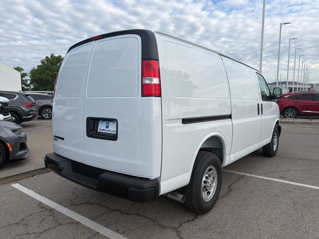 2026 Chevrolet Express 2500 Work Van Cargo