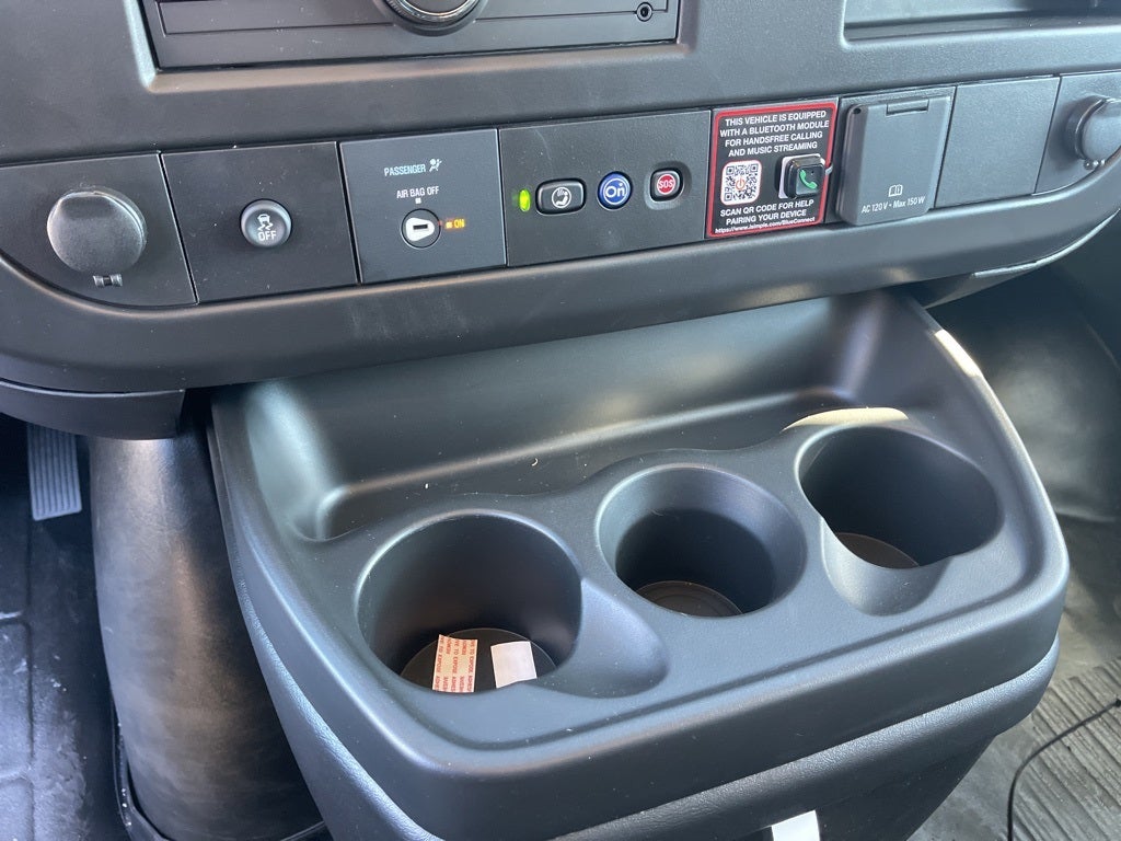 2025 Chevrolet Express 3500 Work Van Cargo
