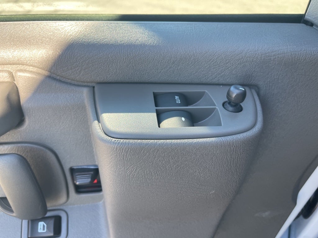 2025 Chevrolet Express 3500 Work Van Cargo
