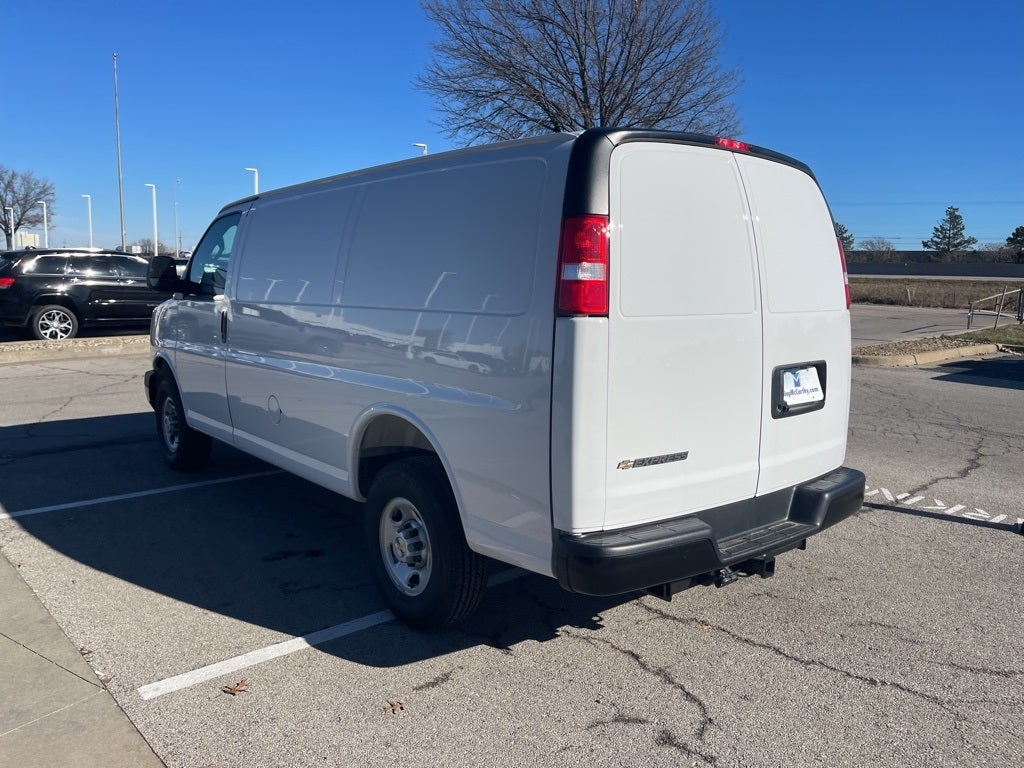 2025 Chevrolet Express 3500 Work Van Cargo