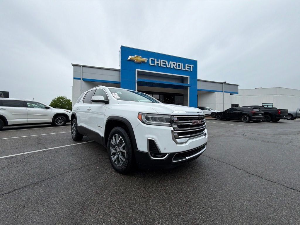 2023 GMC Acadia SLT