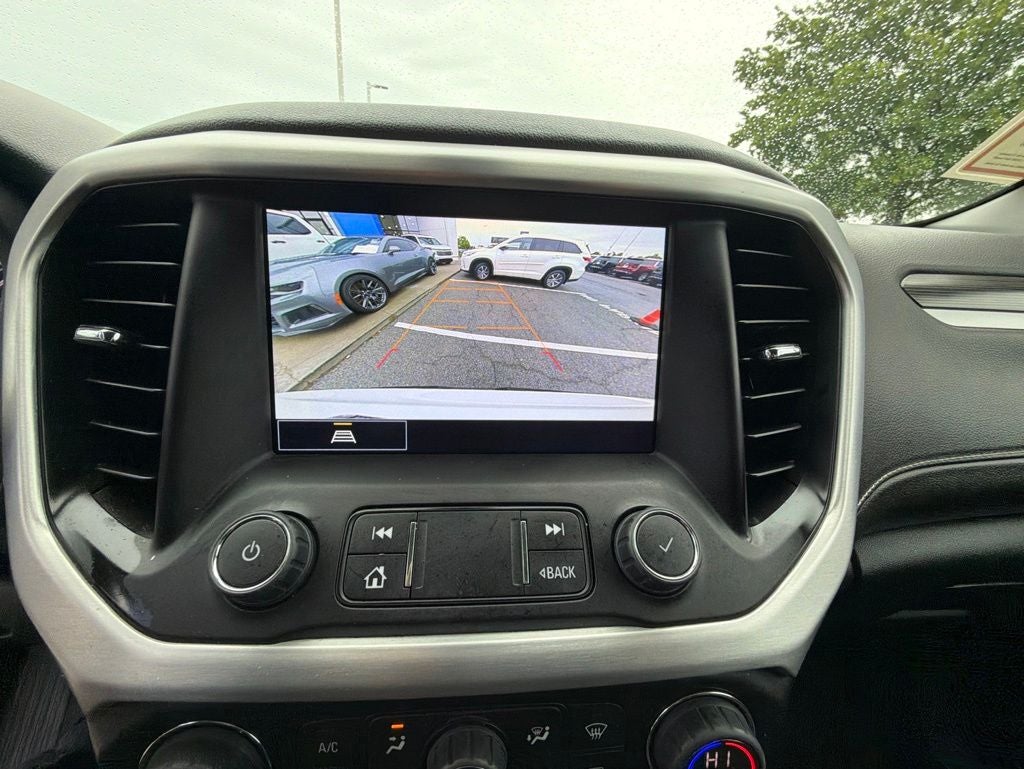 2023 GMC Acadia SLT