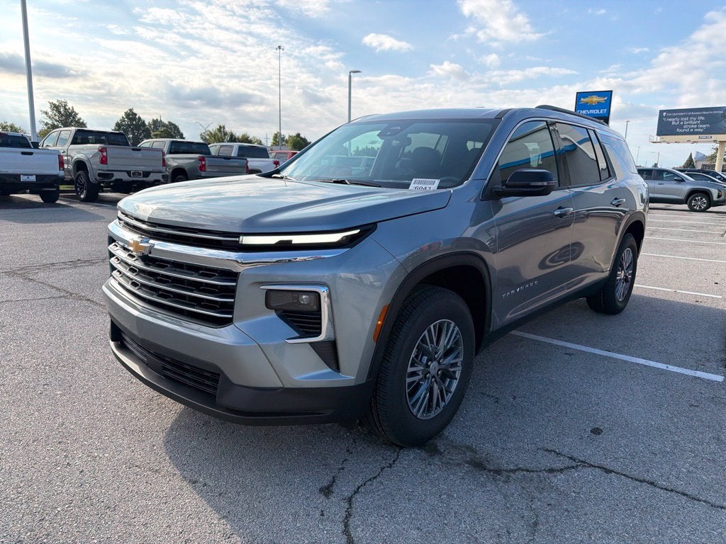 2027 Chevrolet Traverse LT