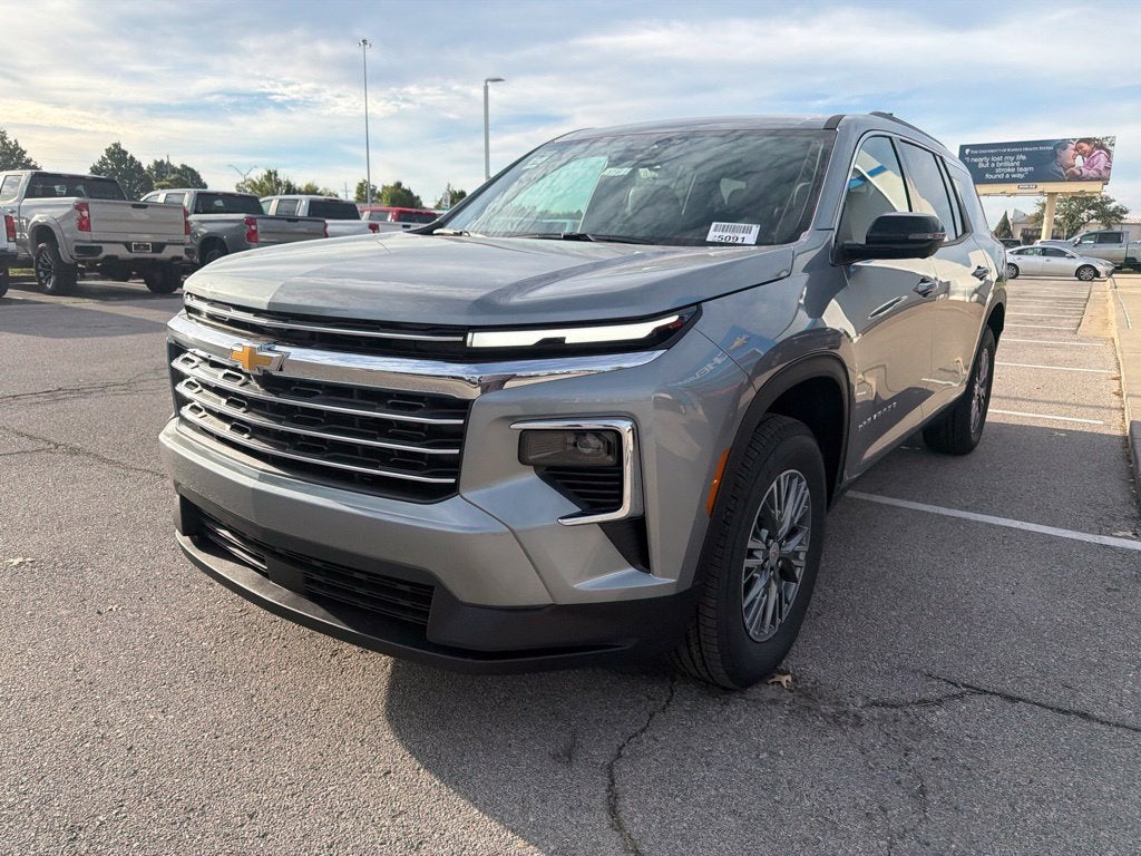 2027 Chevrolet Traverse LT