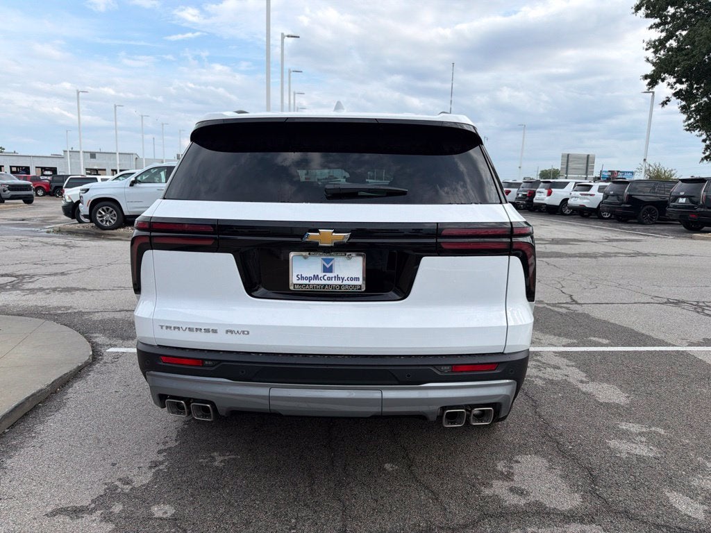2027 Chevrolet Traverse LT