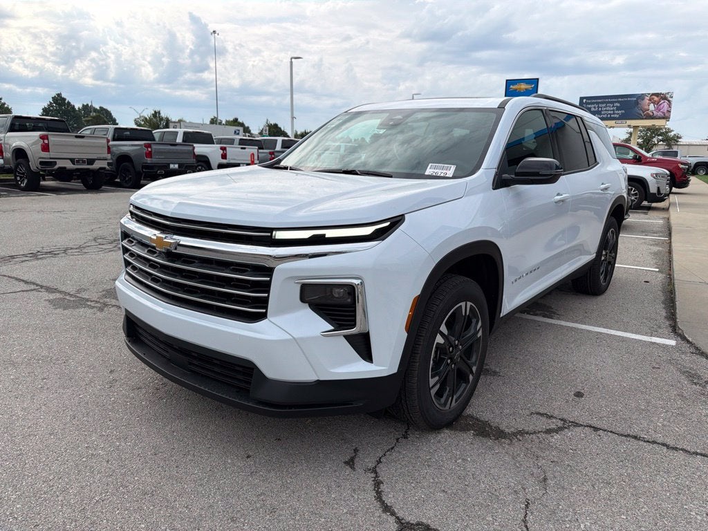 2027 Chevrolet Traverse LT