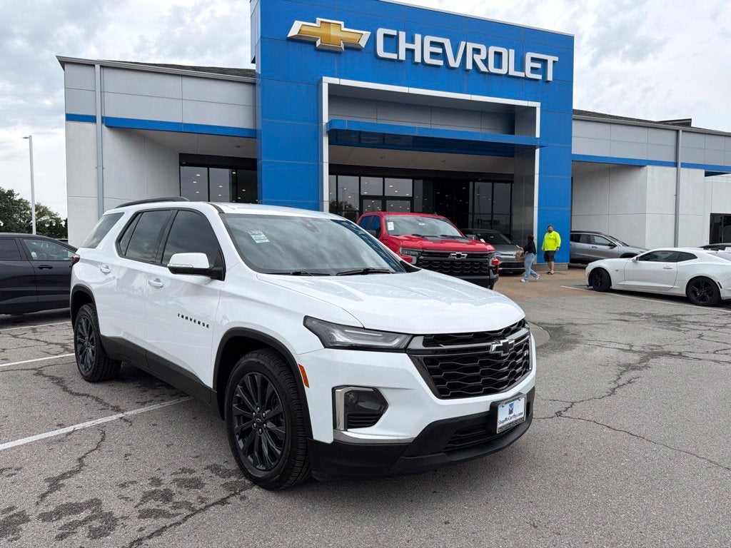 2023 Chevrolet Traverse RS