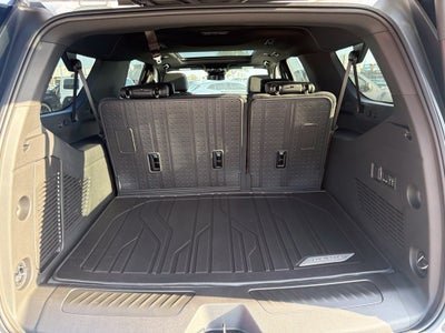2027 Chevrolet Suburban LT