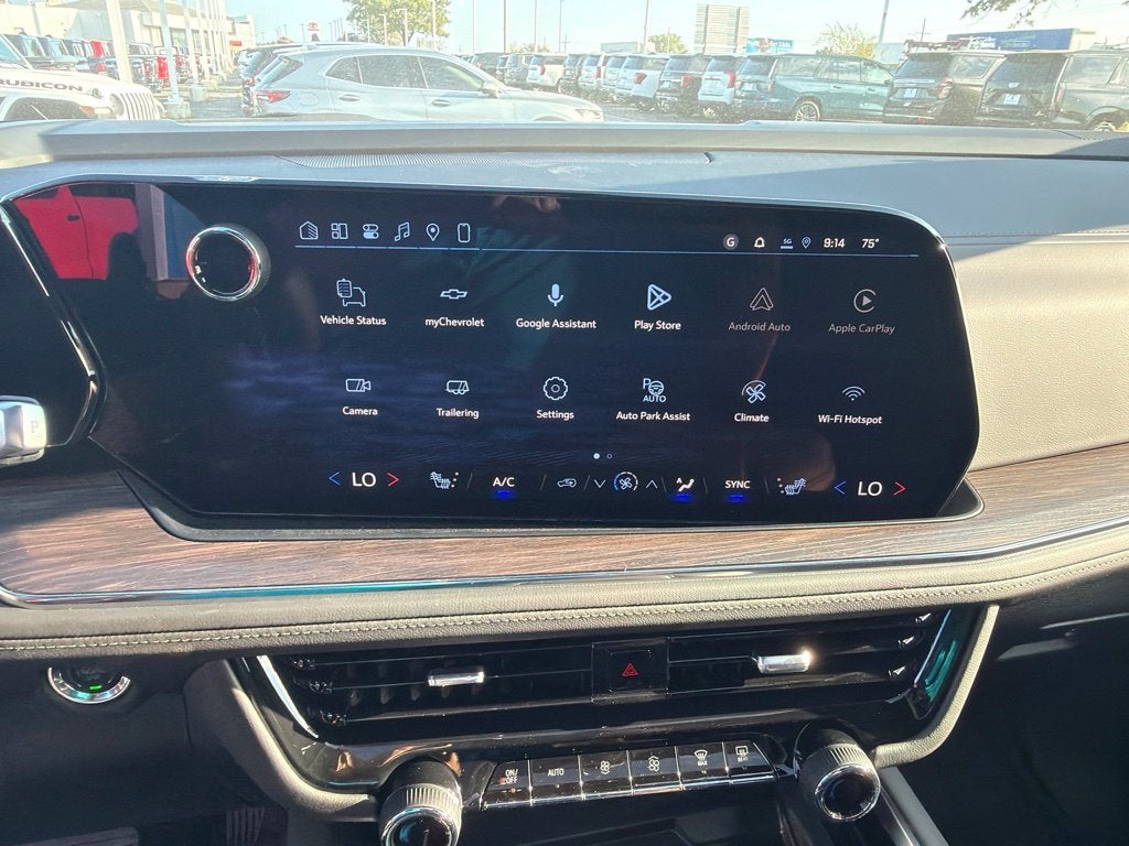 2027 Chevrolet Suburban LT