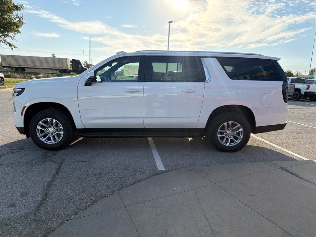 2027 Chevrolet Suburban LT