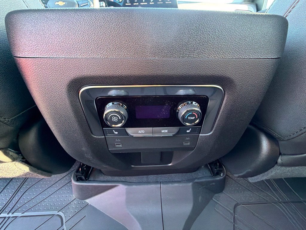 2027 Chevrolet Suburban Premier