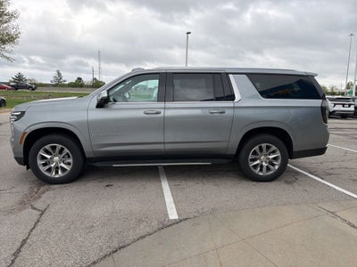 2025 Chevrolet Suburban Premier