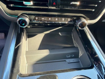 2027 Chevrolet Tahoe LS