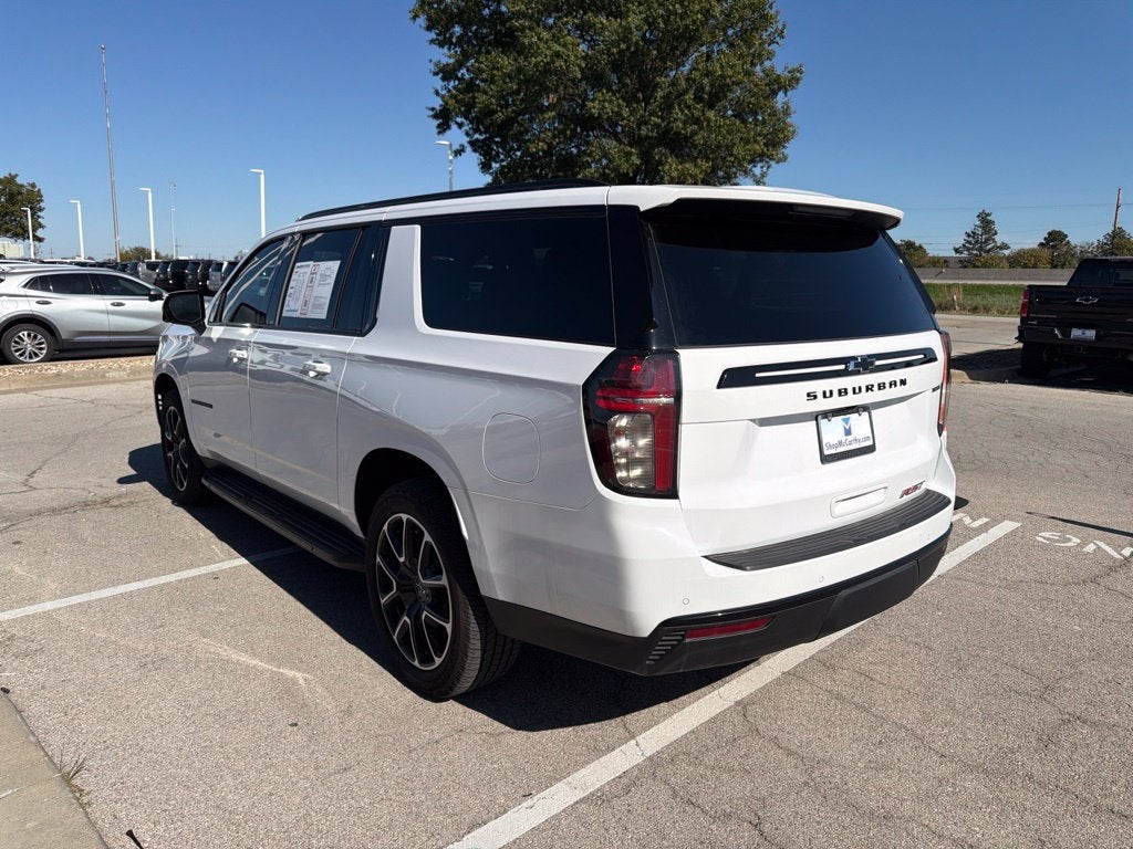 2024 Chevrolet Suburban RST