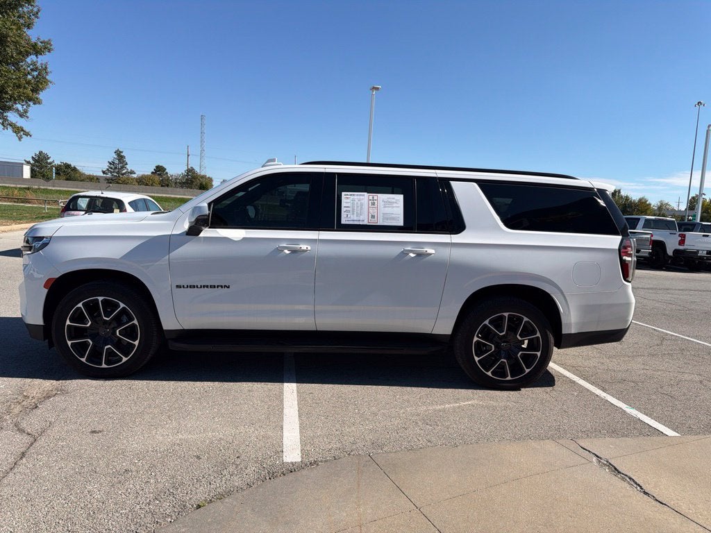 2024 Chevrolet Suburban RST