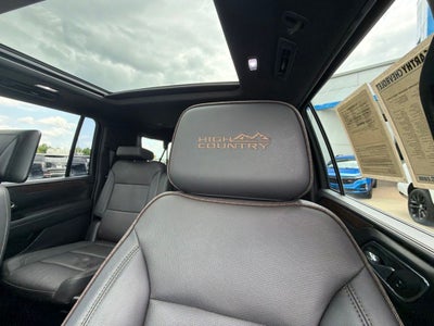 2023 Chevrolet Suburban High Country