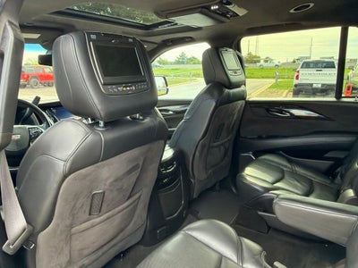 2016 Cadillac Escalade Platinum Edition