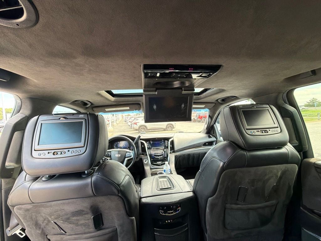 2016 Cadillac Escalade Platinum Edition