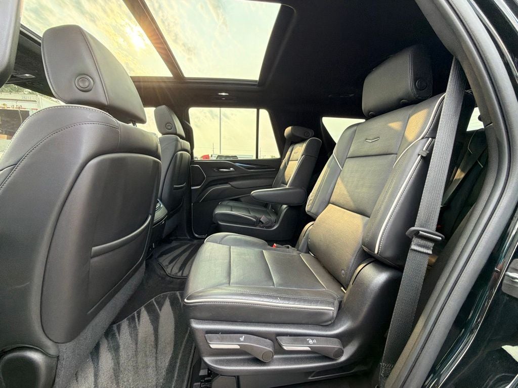 2022 Cadillac Escalade Sport