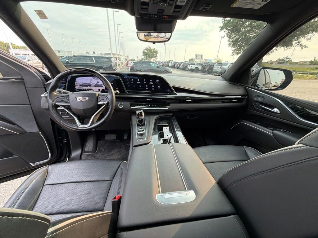 2022 Cadillac Escalade Sport