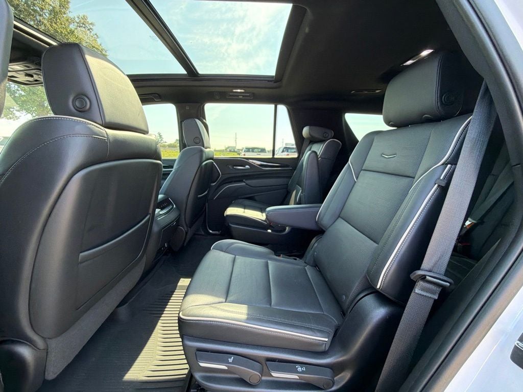 2023 Cadillac Escalade Sport