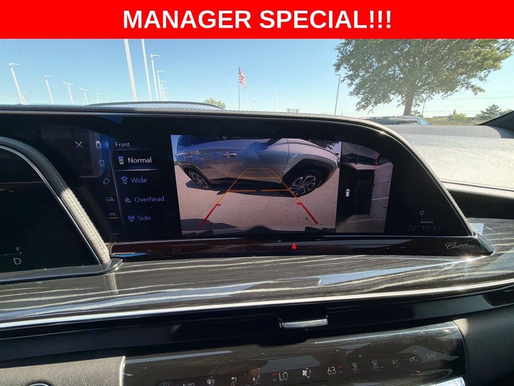 2023 Cadillac Escalade Sport