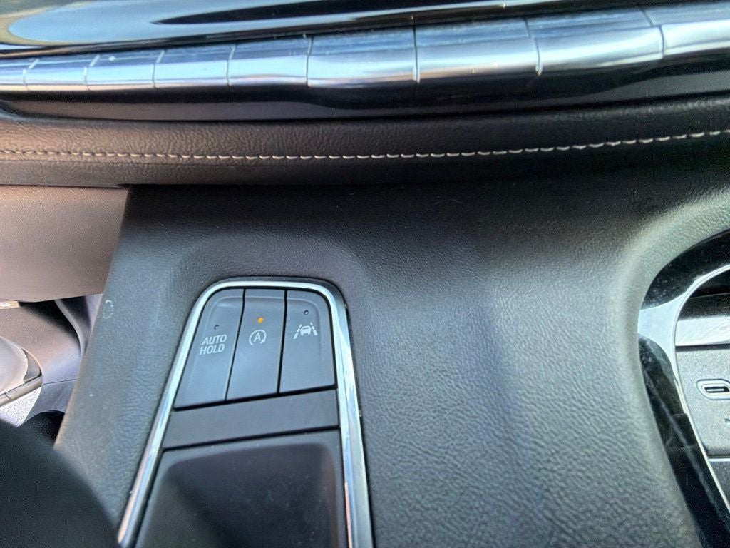 2023 Cadillac Escalade Sport