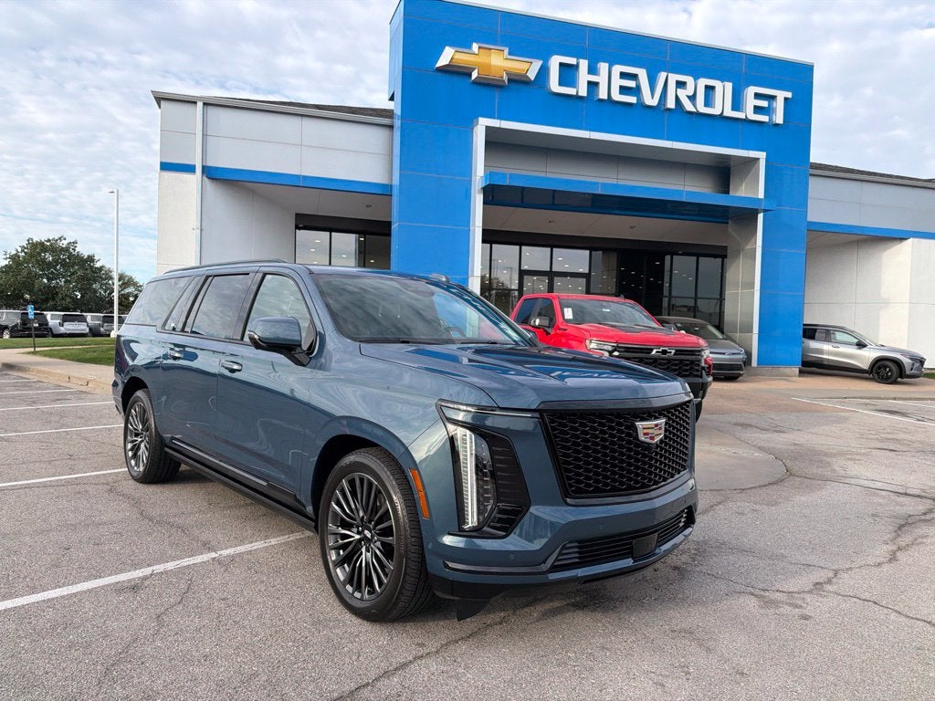 2025 Cadillac Escalade ESV