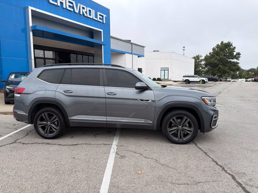 2021 Volkswagen Atlas 3.6L V6 SE w/Technology R-Line