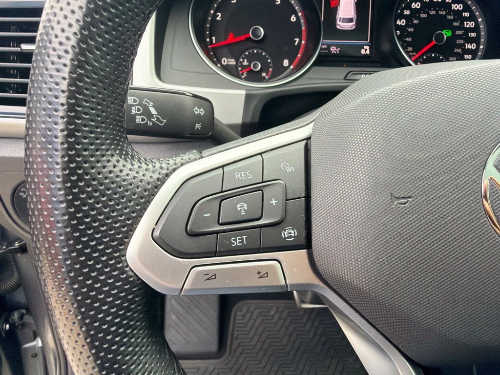 2021 Volkswagen Atlas 3.6L V6 SE w/Technology R-Line