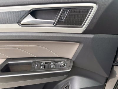 2021 Volkswagen Atlas 3.6L V6 SE w/Technology R-Line