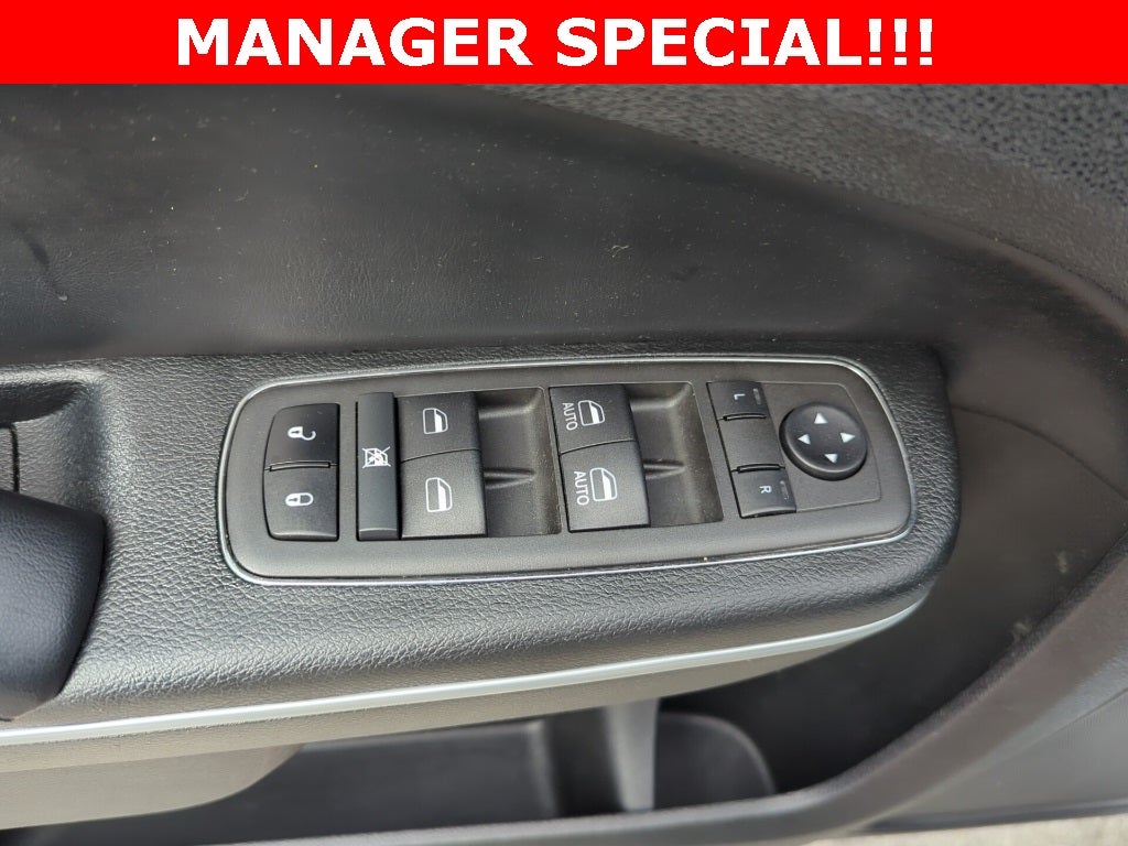 2022 Chrysler 300 Touring