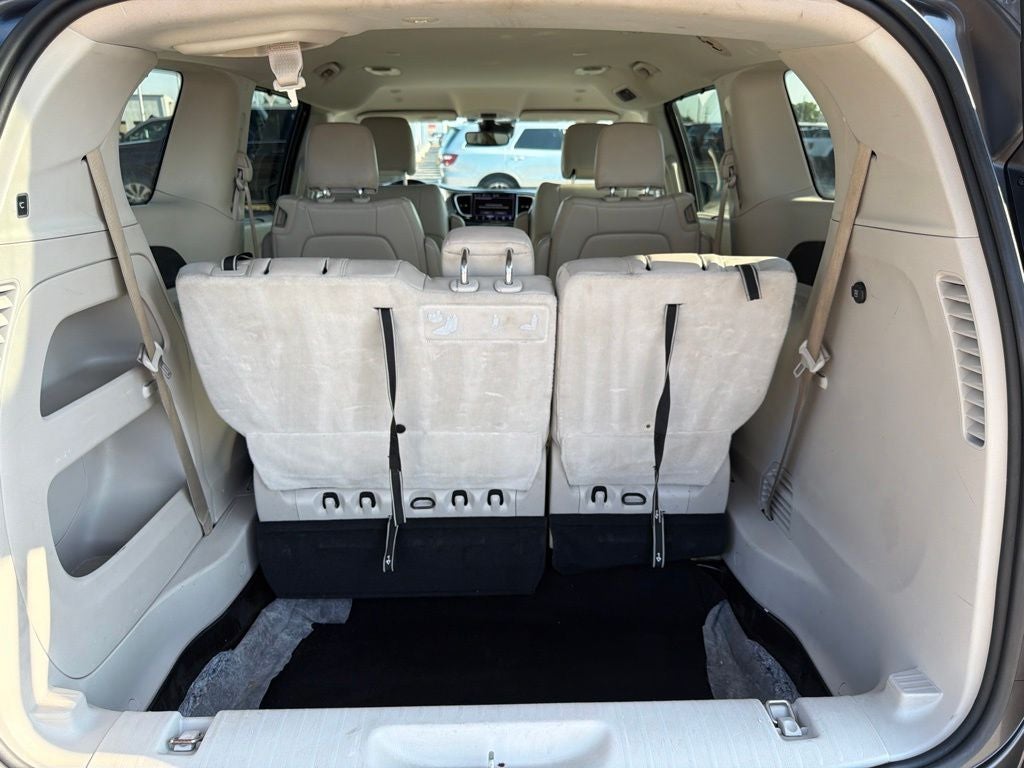 2021 Chrysler Pacifica Touring L