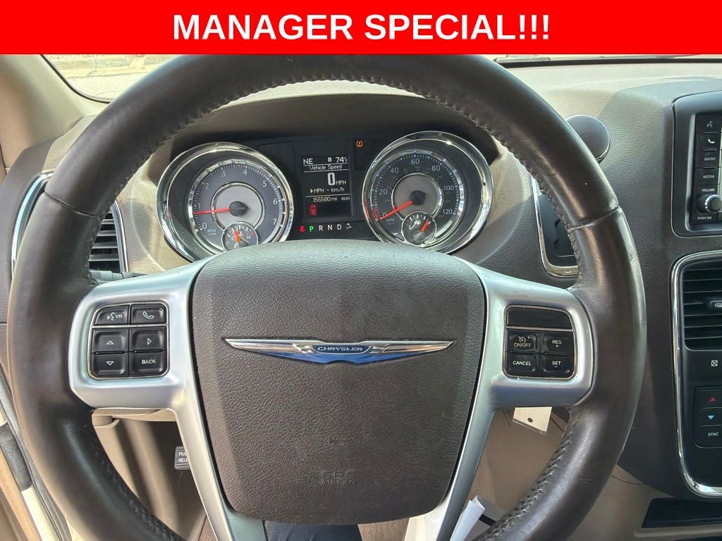 2012 Chrysler Town & Country Touring