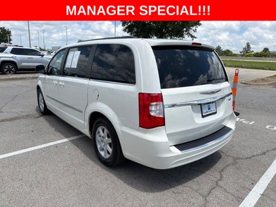 2012 Chrysler Town & Country Touring
