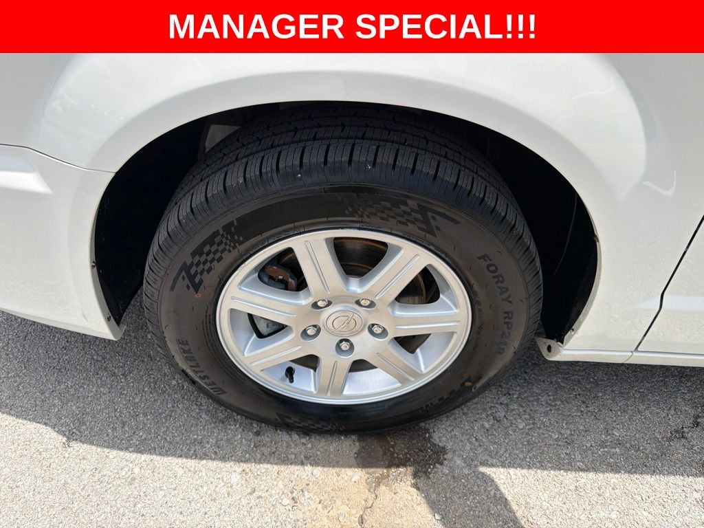 2012 Chrysler Town & Country Touring
