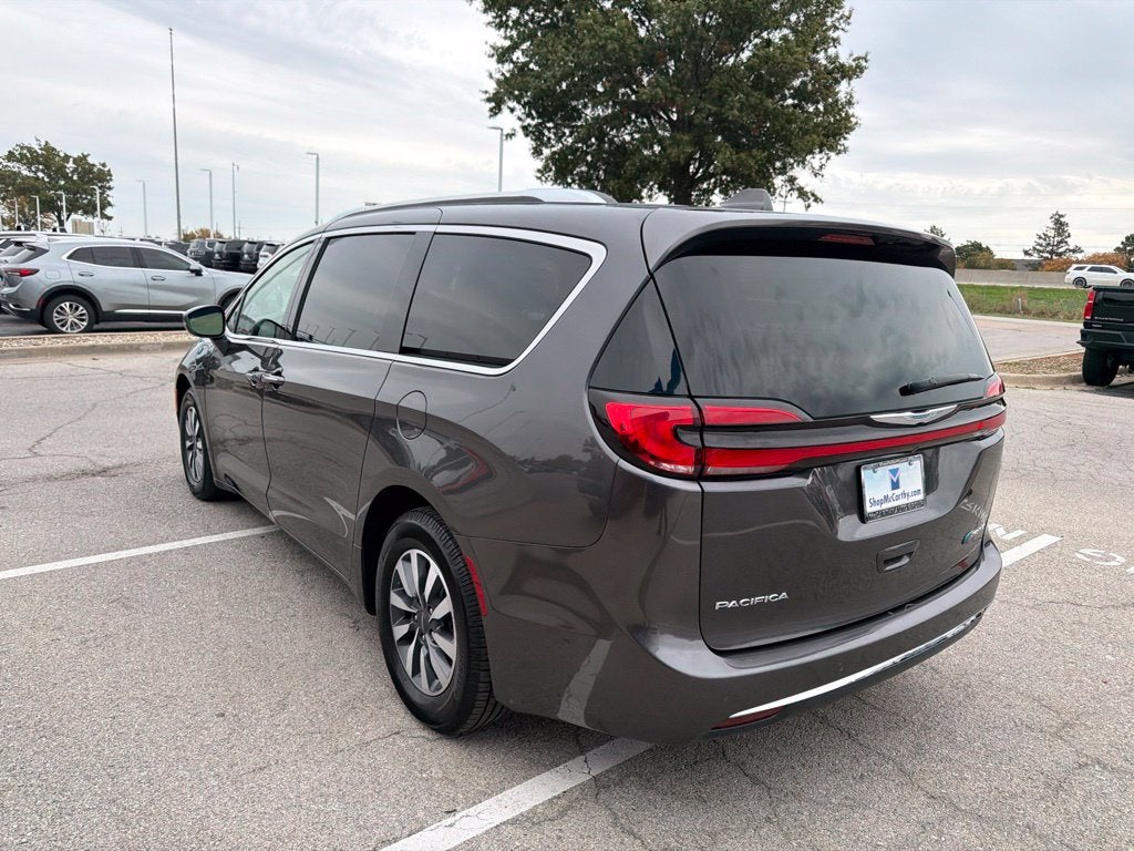 2021 Chrysler Pacifica Hybrid Touring L