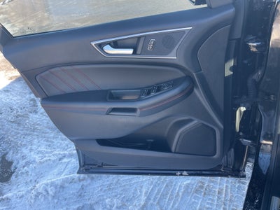 2022 Ford Edge ST Line