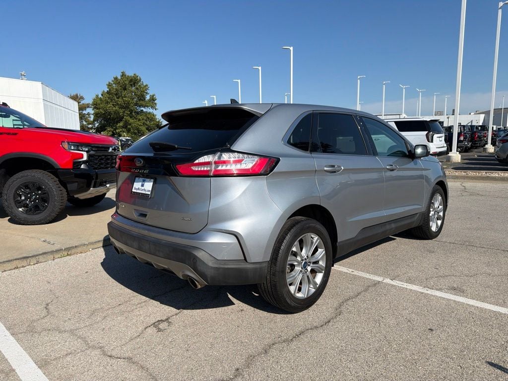 2022 Ford Edge Titanium