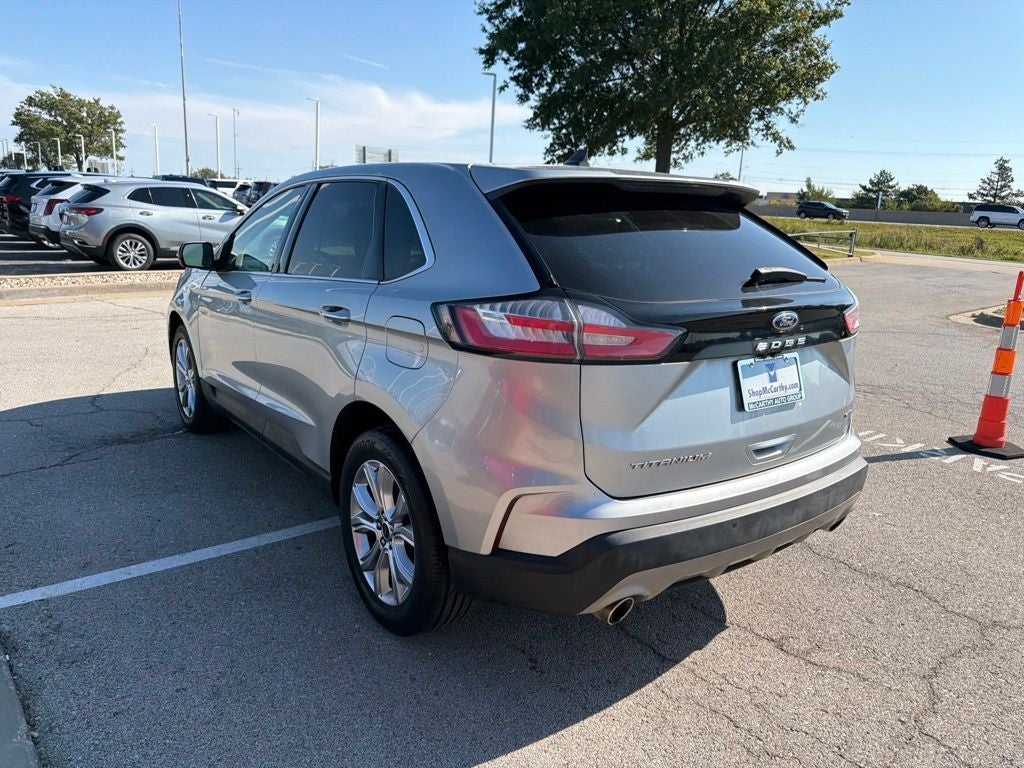 2022 Ford Edge Titanium