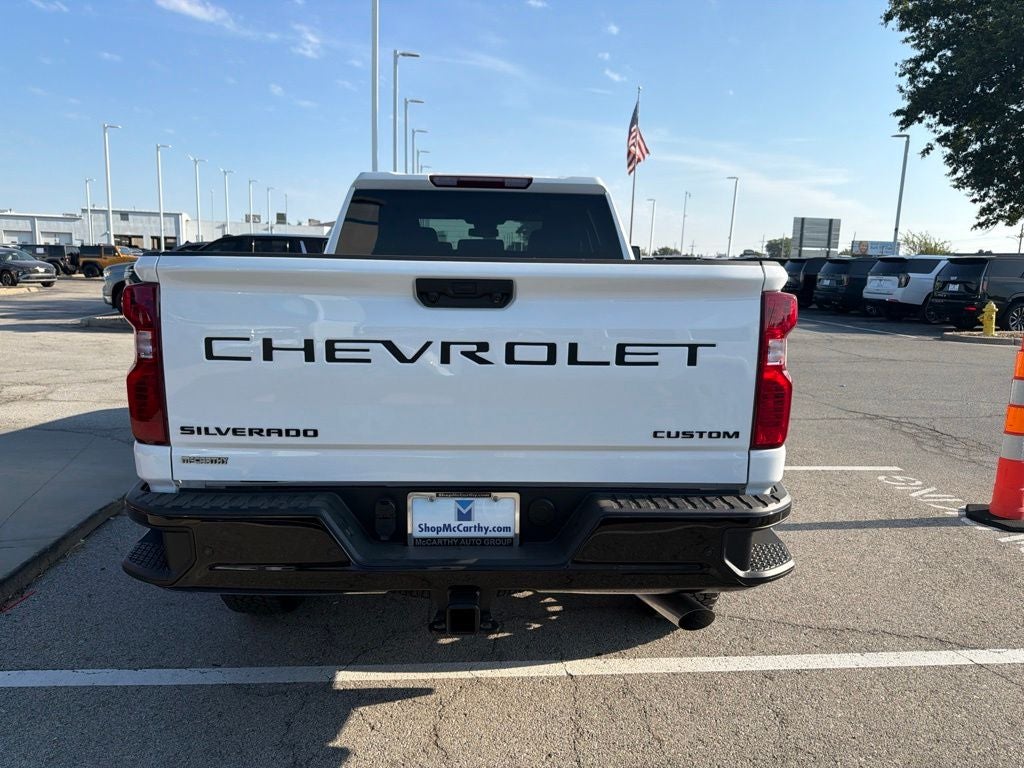 2026 Chevrolet Silverado 2500HD Custom