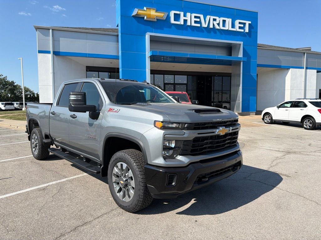 2026 Chevrolet Silverado 2500HD Custom