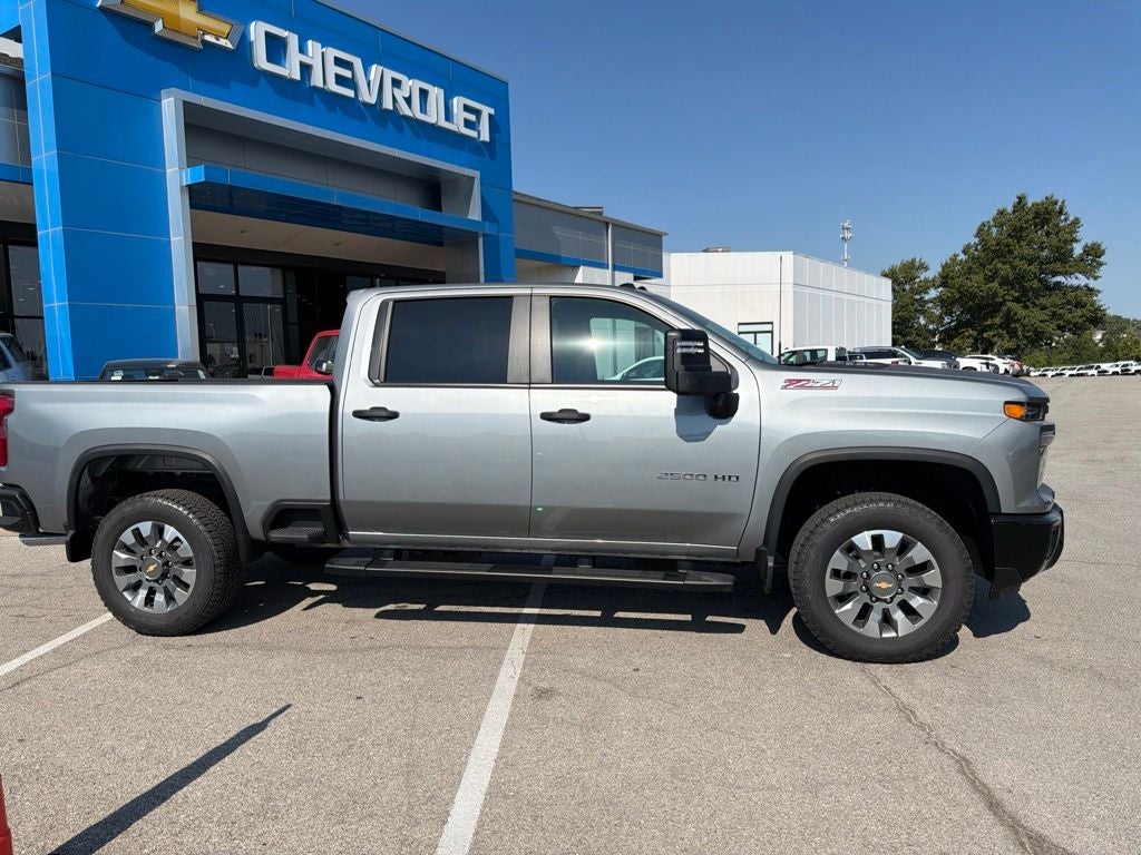 2026 Chevrolet Silverado 2500HD Custom