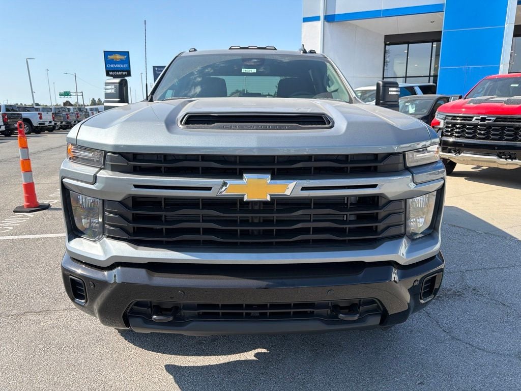 2026 Chevrolet Silverado 2500HD Custom